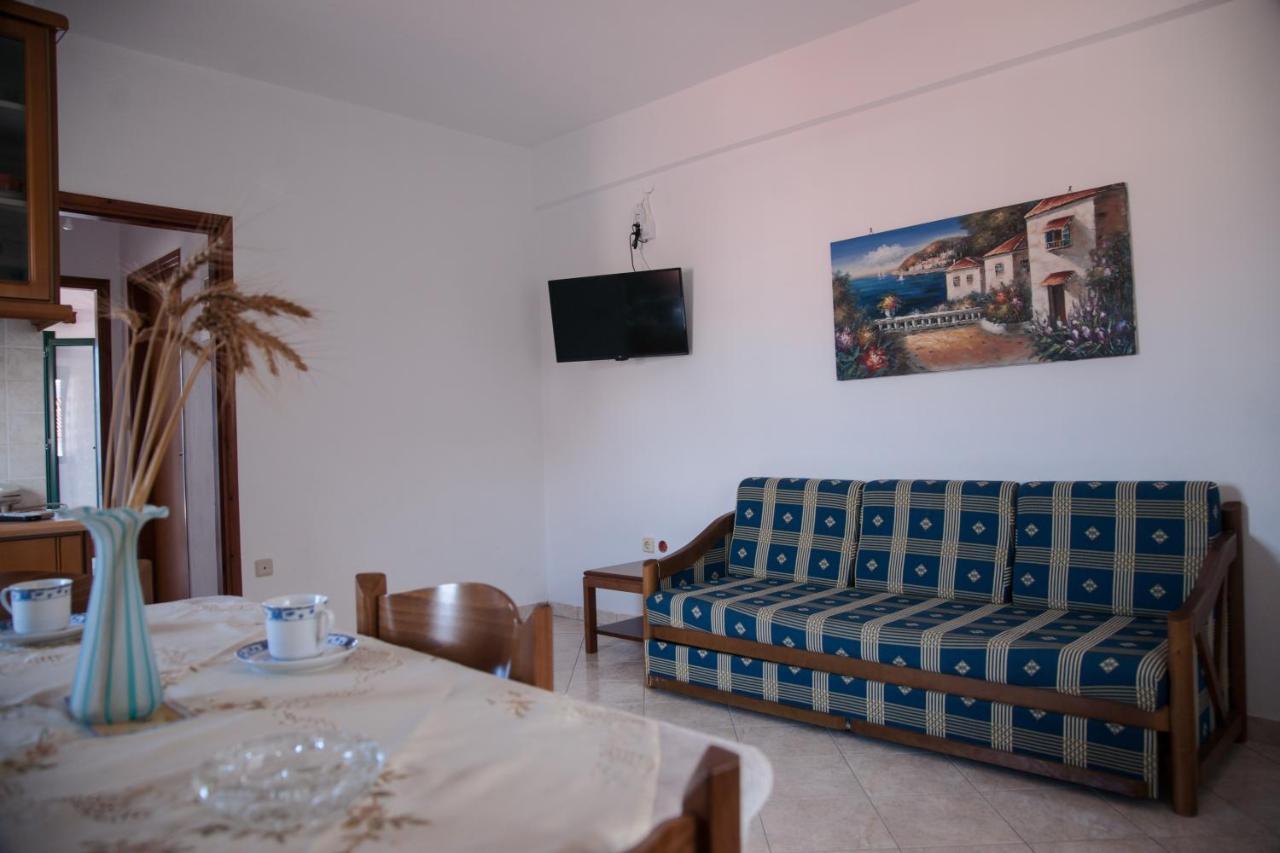 Maxis Apartment 2 Koróni Dış mekan fotoğraf